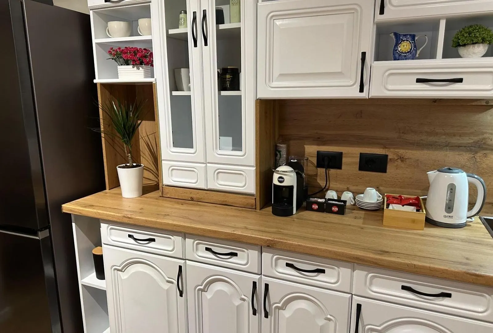 Comfort Apartment تيرانا